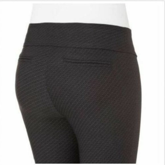 Hilary Radley Ladies' Pull-On Pant with Tu… - Picture 2 of 9